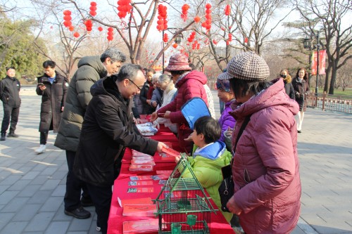 6开展“陶乐蛇年 普法同行”宣传活动.jpg