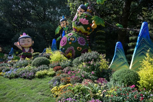 杭州第五届长三角菊花精品展景点——葫芦童忆.jpg 杭州第五届长三角菊花精品展景点——葫芦童忆.jpg